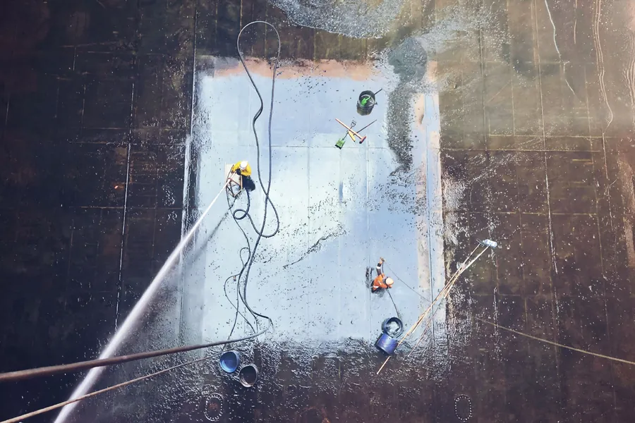 Industrial and warehouse cleaning
